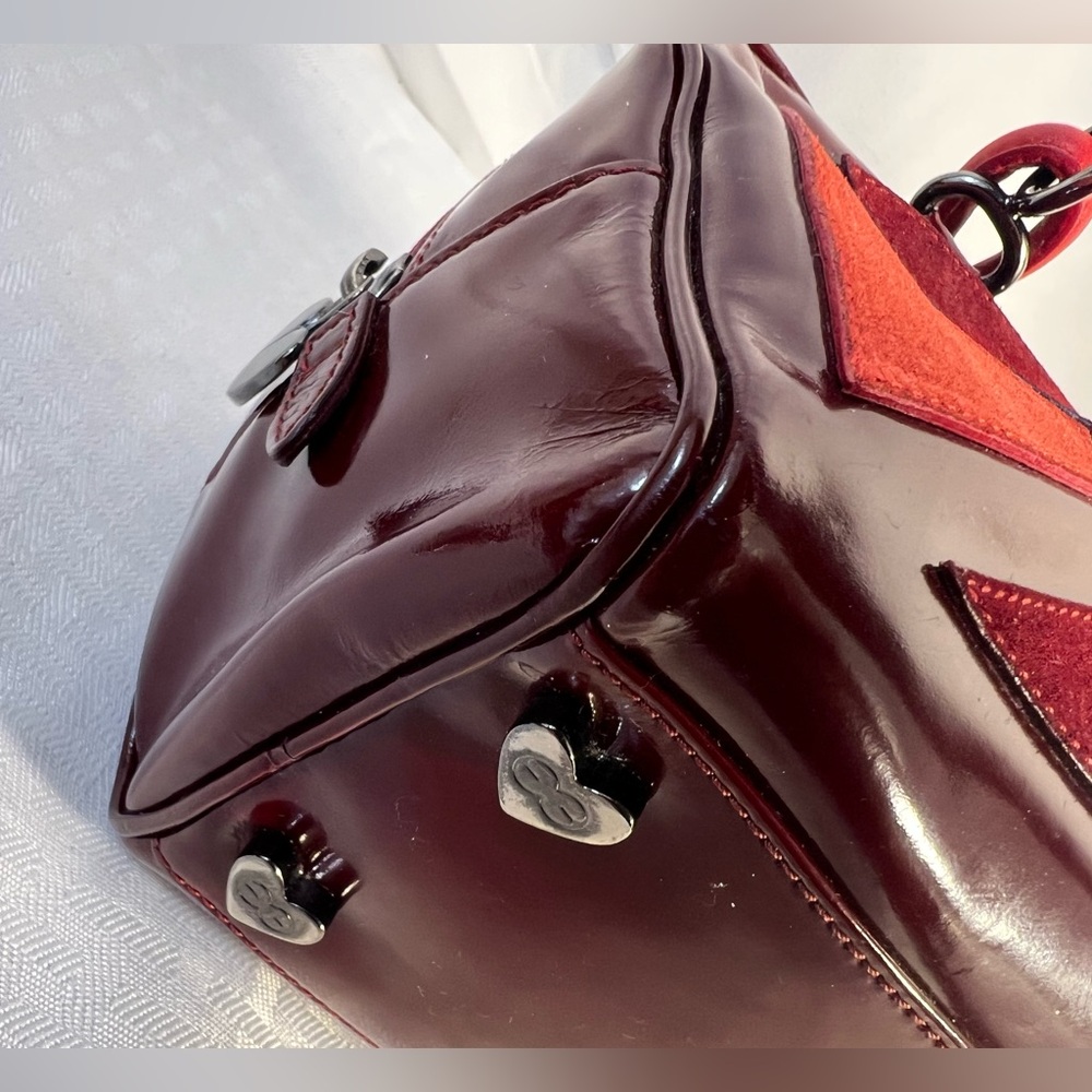 3001: Escada Y2K Burgundy Patent Leather & Suede Mini Bowler Bag Italy - Picture 6 of 16
